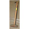 Image 1 : SLEDGE HAMMER & LARGE CROW BAR
