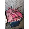 Image 1 : BIN OF FLAMINGOS