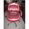 Image 1 : Burgandy Leather Mid Back Executive Tilter