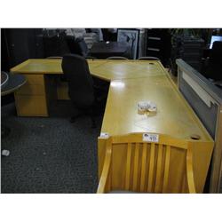 Maple L-shape Corner Executive Desk And