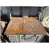 Image 6 : VINTAGE HOME COMFORT WROUGHT IRON GRANITEWARE COOKSTOVE