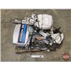 Image 1 : PALLET LOT : Evinrude & Johnson Outboard Parts Motors