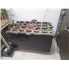 Image 2 : CATRPILLAR 3 Wheel Forklift 3500lbs with batterie and Charger