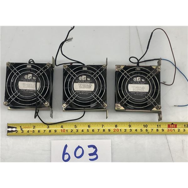 Lot (3) Fan