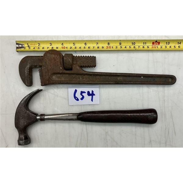 Marteau + Pipe Wrenche