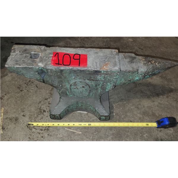 Anvil 26" / Enclume 26"