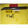Image 1 : KENNAMETAL 1759721R00 Boring Bar 1"1/2 with (20) Inserts DCMT-432