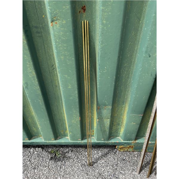 LAITON TIGE CARRÉE = ,25 X 47 (LOT 3)