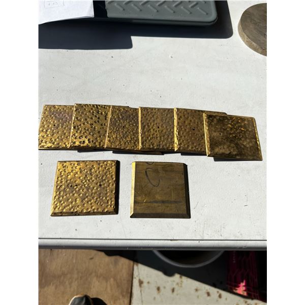 LAITON MARTELÉE (SAUF 1) = 2,75 X 2,75 X ,125 APPROX (LOT 8)