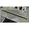 Image 1 : Tube carré 1 1/4" × 1/8" × 24"