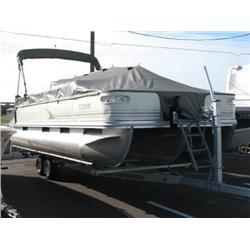 2005 BENNIGTON 227 FS PONTOON