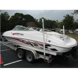 2001 CARAVELLE 233 INTERCEPTOR