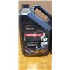 Image 2 : 2 JUGS OF KIRKLAND FULL SYNTHETIC OIL, SAE 0W-20
