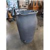Image 1 : RAIN BARRELL