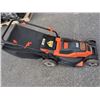 Image 2 : BLACK AND DECKER ELECTRIC LAWN MOWER WITH CATCHER