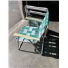Image 3 : SET OF FOUR MATCHING VINTAGE CAMPING CHAIRS