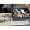 Image 1 : TOTE OF CD'S