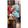Image 2 : 2 BOXES OF KIDS TOYS AND STUFFIES