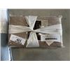 Image 2 : QUEEN DUVET COVER SET WITH 4 PILLOW SHAMS