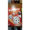 Image 2 : YAHTZEE AND TWISTER