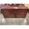 Image 2 : CHERRY FINISH DRESSER WITH MIRROR
