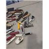 Image 2 : LOT OF KNIVES