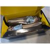 Image 2 : LOT OF 8 ICON BRAND SHOES, VARIOUS SIZES