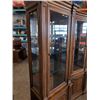 Image 2 : 2 PC DISPLAY CABINET WITH GLASS SHELVES AND BUILT IN LIGHTING