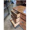 Image 2 : VILAS MAPLE DRESSER