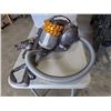 Image 3 : DYSON DC 46 VACUUM