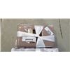 Image 2 : QUEEN DUVET COVER SET WITH 4 PILLOW SHAMS