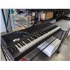 Image 1 : YAMAHA ELECTRONIC PIANO P-200, WORKING