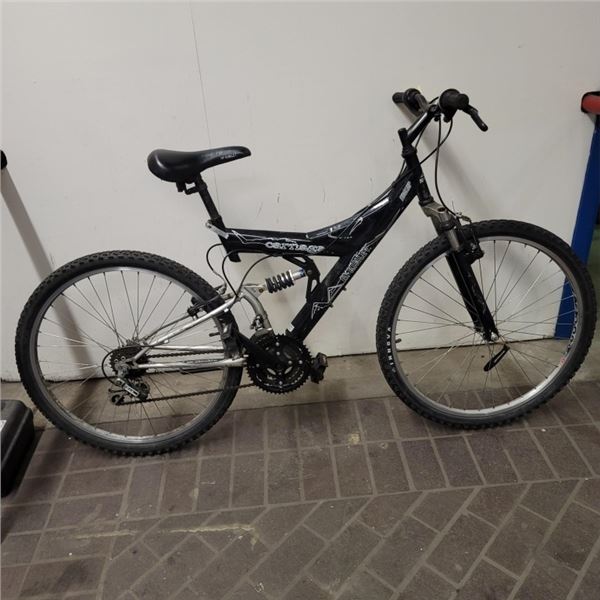 BLACK MCKINLEY BIKE