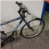 Image 3 : BLUE GIANT BIKE