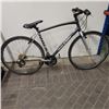 Image 1 : GREY RALEIGH BIKE