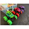 Image 3 : Monster Truck Toys Push and Go 4 Pack