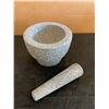 Image 2 : Mortar And Pestle