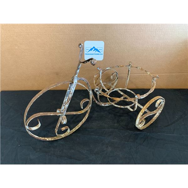 Metal  3 Wheel Bicycle Plant Holder For Garden