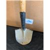 Image 2 : Spade Shovel
