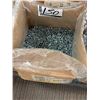 Image 3 : LOT DE 2000+ VIS AUTO PERCEUSE 8-18 X 1, TÊTE HEX, RONDELLE ZINC