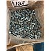 Image 4 : LOT DE 2000+ ÉCROUS ZINC ASSORTIS