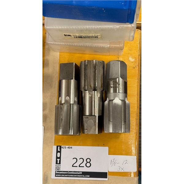 LOT DE 3 TAPS 1-7/8 X 12