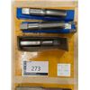Image 1 : LOT DE 3 TAPS 1-3/8-8