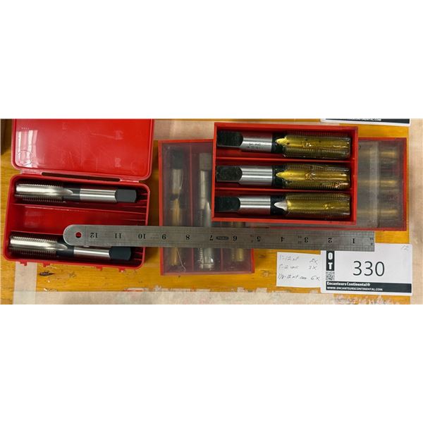 LOT DE 12 TAPS ASSORTIS