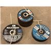 Image 1 : LOT DE 28 DISQUES ABRASIFS ASSORTIS