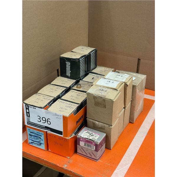 LOT DE 2800+ ÉCROUS D'ARRÊT A/ NYLON 1/4-20, GR. 8