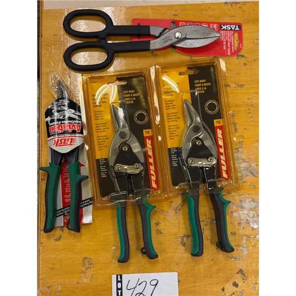 LOT DE 4 CISEAUX À MÉTAL ASSORTIS