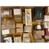 Image 2 : LOT DE 3500+ BOULONS IMPÉRIAL ASST