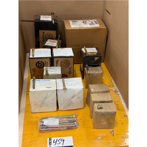 LOT DE 1100+ BOULONS TÊTE HEX. ASST