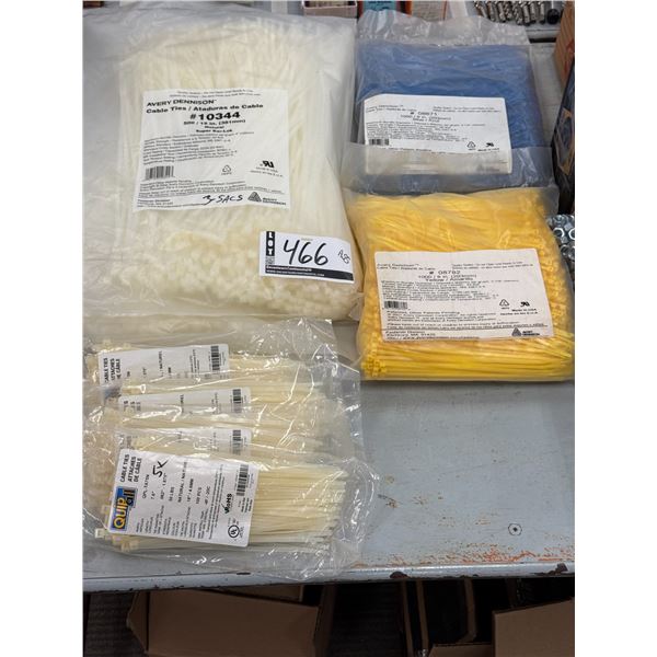 LOT DE 3700+ ATTACHES DE CABLES ASSORTIES
